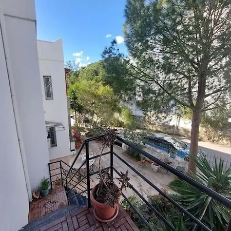 Cozy Flat In A Great Location * 博德鲁姆